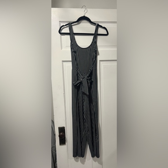 Polly & Esther Stripped Romper with Tie Waist - Picture 2 of 3